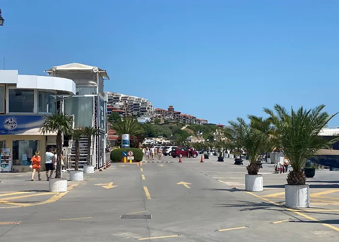 Panorama Bay 20 Fancy Апартаменты *